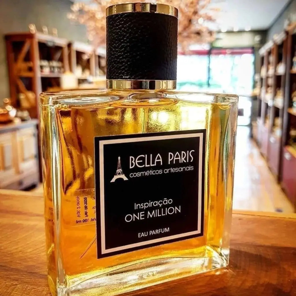 Frasco e caixa do Perfume Inspiração One Million da Bella Paris, destacando a embalagem sofisticada e detalhada.